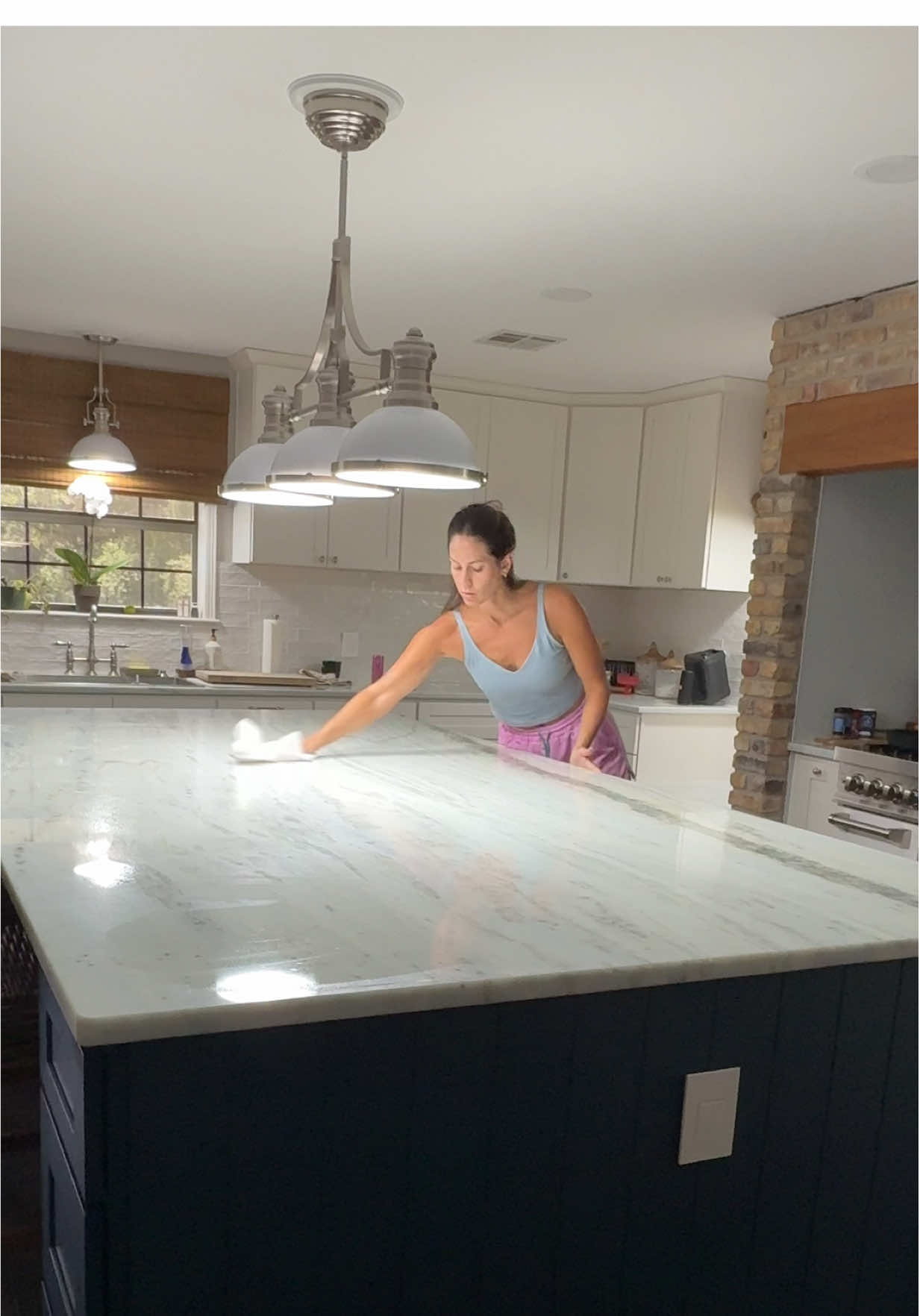 Chrismtas in July? 🎅🏼 🧽 Sunday reset! #sunday  #christmas #christmasinjuly #CleanTok #cookies 