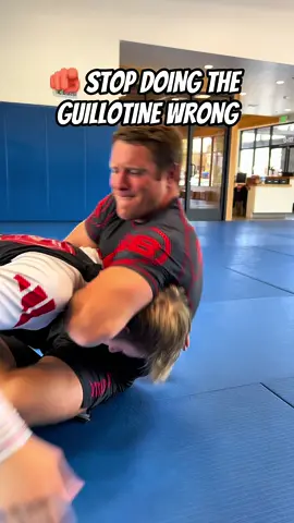 Stop doing the guillotine wrong! ❌ Most people miss this one crucial detail—and it’s the reason your opponent keeps popping their head out. Here’s how to fix it and finish the guillotine tight every time. 🎯 Small detail, BIG difference 📌 Save this for drilling 💬 Ever struggled with the guillotine? Drop a comment! 👉 Follow for more Jiu-Jitsu tips, technique breakdowns, and self-defense details. #GuillotineChoke #BJJChokes #NoGiBJJ #JiuJitsuTips #SubmissionGrappling #BJJFundamentals #BrazilianJiuJitsu #BJJForEveryone #BJJTechnique