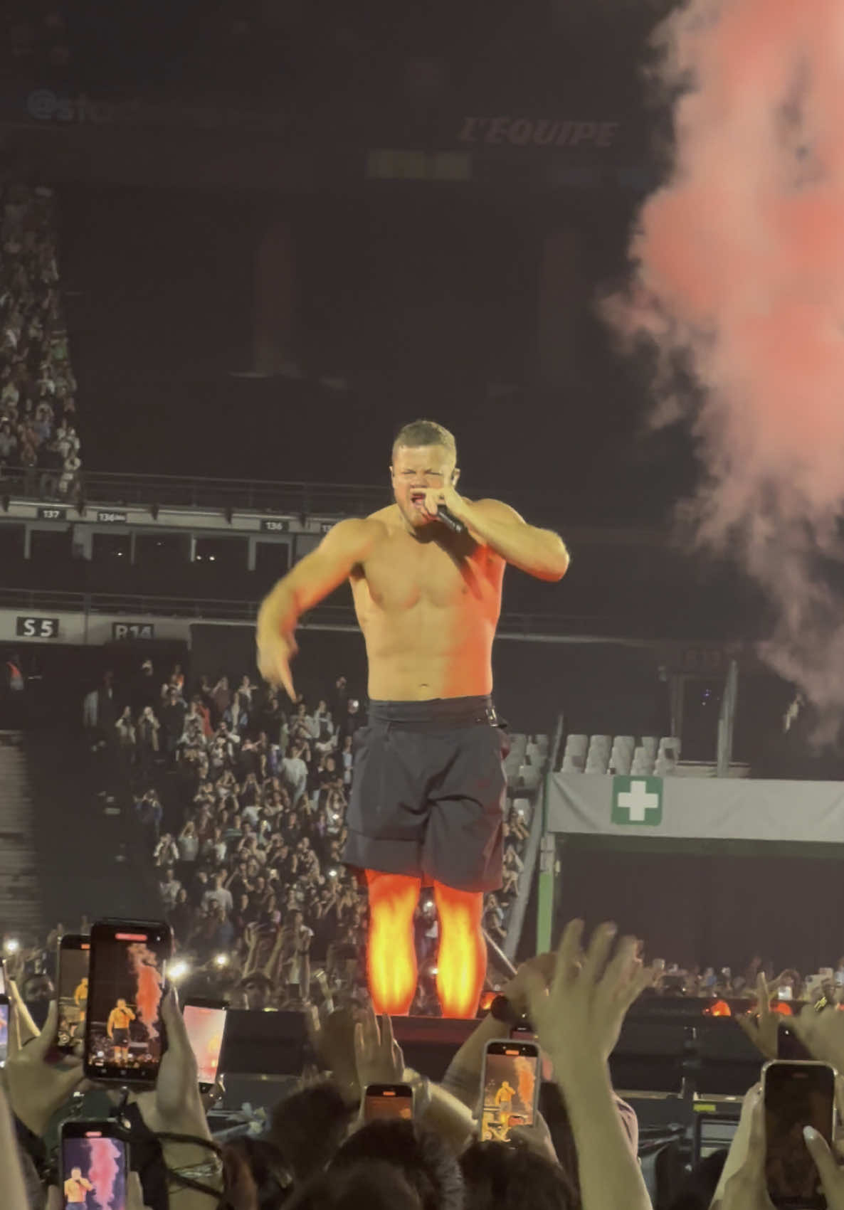 Speechless 😍 @Imagine Dragons #imaginedragons #loomtour #paris #stadedefrance #concert #live #music 