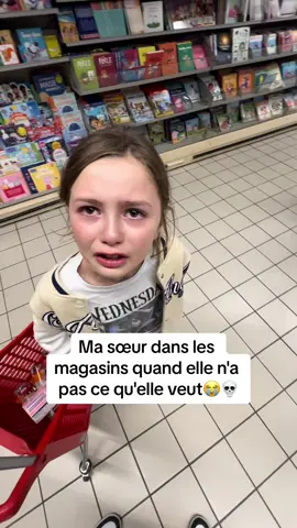 IL Y A UN AN : la vidéo qui a rendu ambre célèbre😂 #masoeur #magasin #aigri #viral #fyp 