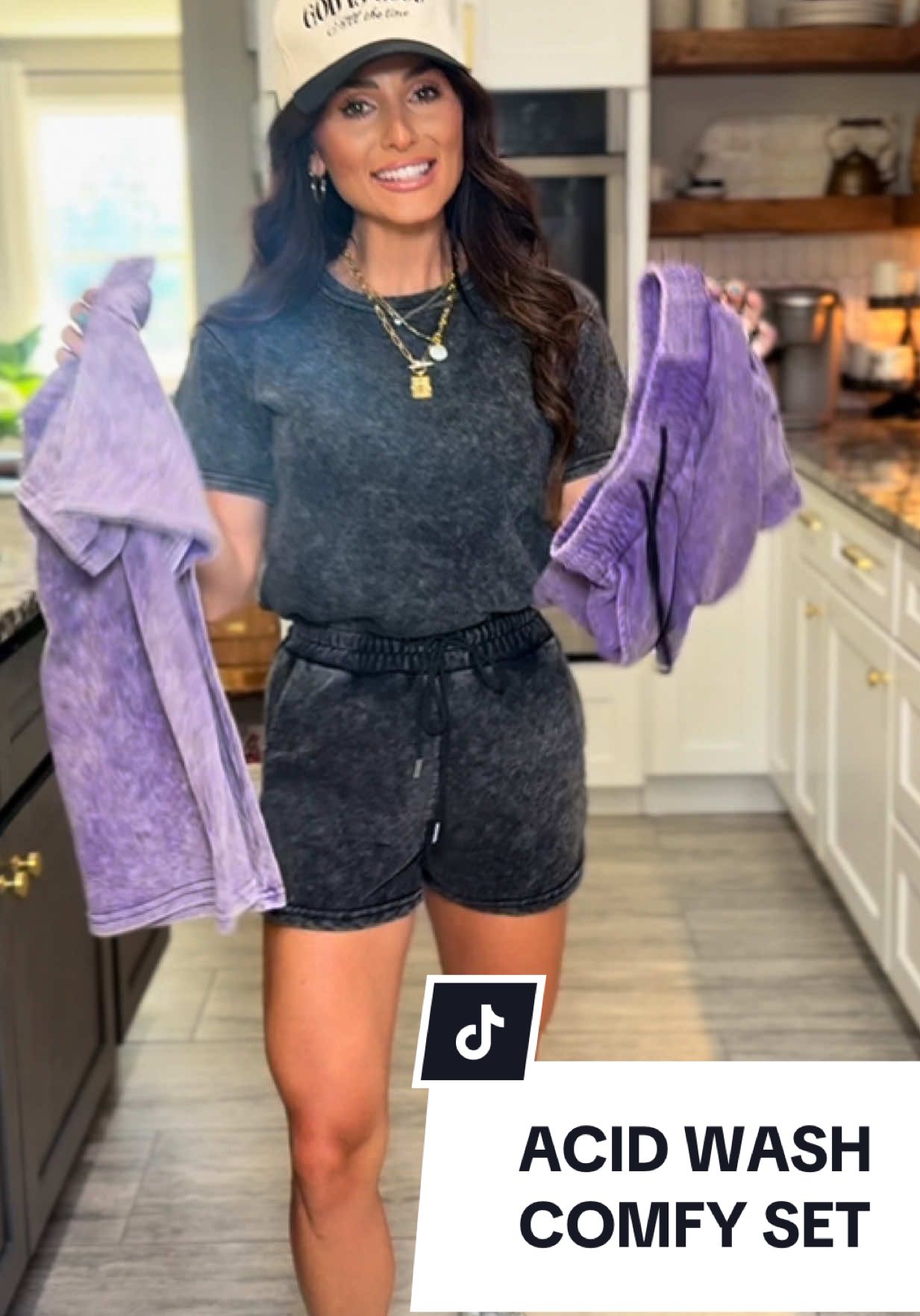 This matching set is so good, I had to have it in two colors!! #matchingset #twopieceset #2pieceset #outfit #matchingoutfit #acidwash #dealsforyoudays #casualoutfits #comfyclothes #shorts #shortsoutfit #athleisure 