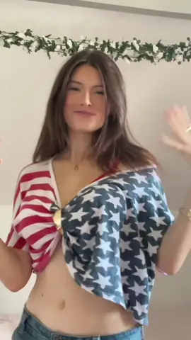 dc: me !! #avamax #avatar #avamaxfan #am3 #dontclickplay #american #dream #fyp #paris #france 