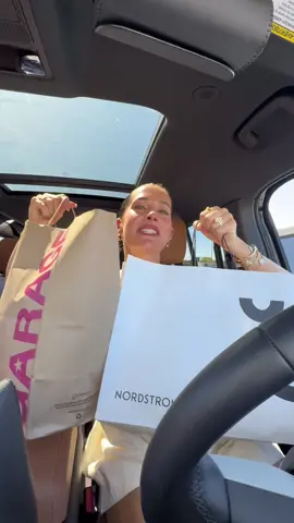 Mall day with my 3 BFFs 🤗🛍️ #fyp #viral #trending #shoppinghaul #shoppingvlog #mom #mallhaul 