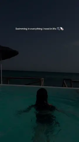 #foryoupage #viral_video #tunisiagirl #Summer #summertime #swimmingpool 💦🌸