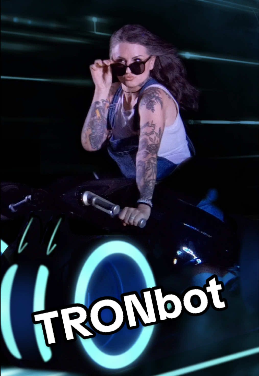 we serve face while getting digitized. 😎 Tron Lightcycle Run / Walt Disney World  #disney #glambot #tronlightcyclerun #towerofterror #magickingdom #servingface #comedy #funny #wdw #disneylocal #disneyworld #ridephoto #ridephotoglambot