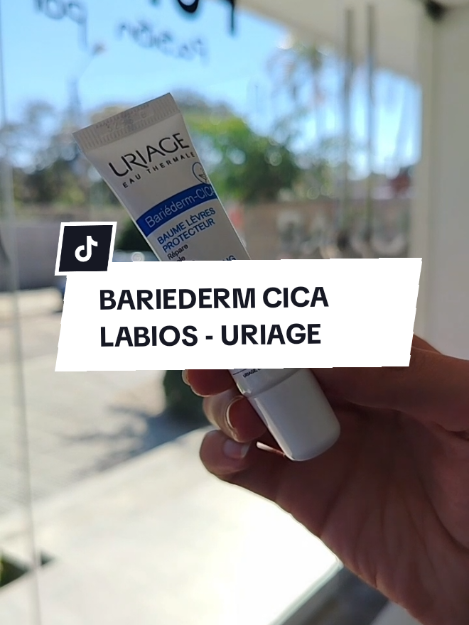 Bariederm cica Labios 💙 ✨ ¿Labios secos y agrietados? Con Bariederm Cica Labios de Uriage, repara, protege e hidrata en segundos. ✅ Calma la irritación ✅ Repara grietas ✅ Barrera protectora contra el frío y el viento 💙 ¡Sonríe sin miedo! .  .  Escribenos al 77660767 para brindarle mayor información 📌Ubicados Zona Equipetrol en el 3er anillo interno C9 Edificio Baruc 2 🕑Horarios de Atención desde las 8am hasta 22pm Horario continuo  #LabiosSuaves #puntopiel #bolivia🇧🇴 #uriage  #CicaLabios #santacruzdelasierra🇳🇬  #AntesYDespues 