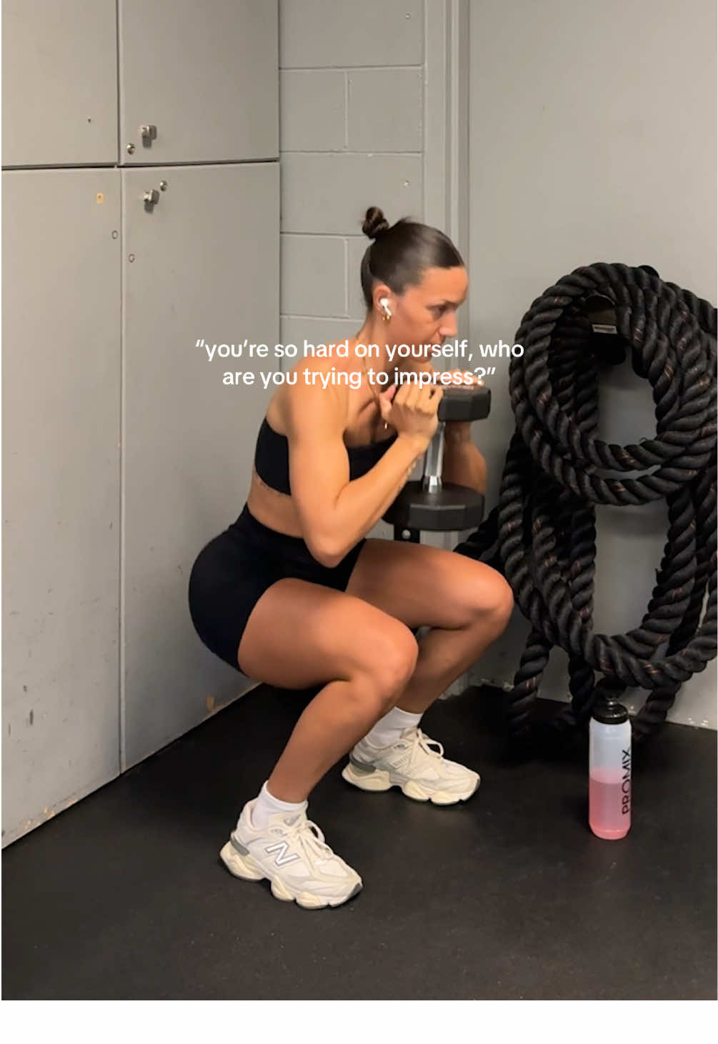 this is your sign to start doing it for her 🤍  #youngerself #gymmotivation #fitnessplan #motivation #fitnessmotivation #gymgirls #fitnessinspiration #GymLife 