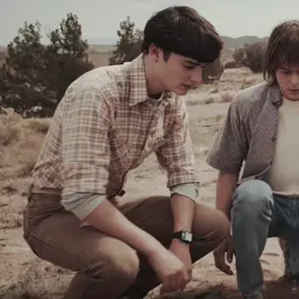 #WILLBYERS { 🎨 } ‘ : we geekin for hoursss + moots?? > the second part looks better wtfff - - - - #willbyers #willbyersedit #williambyers #noahschnapp #noahschnappedit  #strangerthings4 #strangerthingsedit #fine #fyp   #loveofmylife #myboyfriend #leakaudio #pregnant #peggingwillbyers 