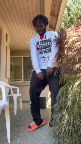 SAKURA BUSS IS DOWN FOR ME !!! #sakura #tshirt #anime #music #weebs #weeb 