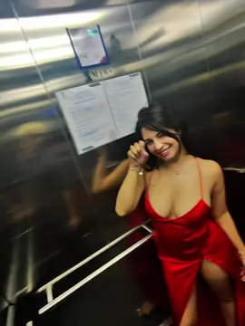 @santikhalifaa Dame un grrrr #dameungrr #fyp #girls #raybanmeta #ia 