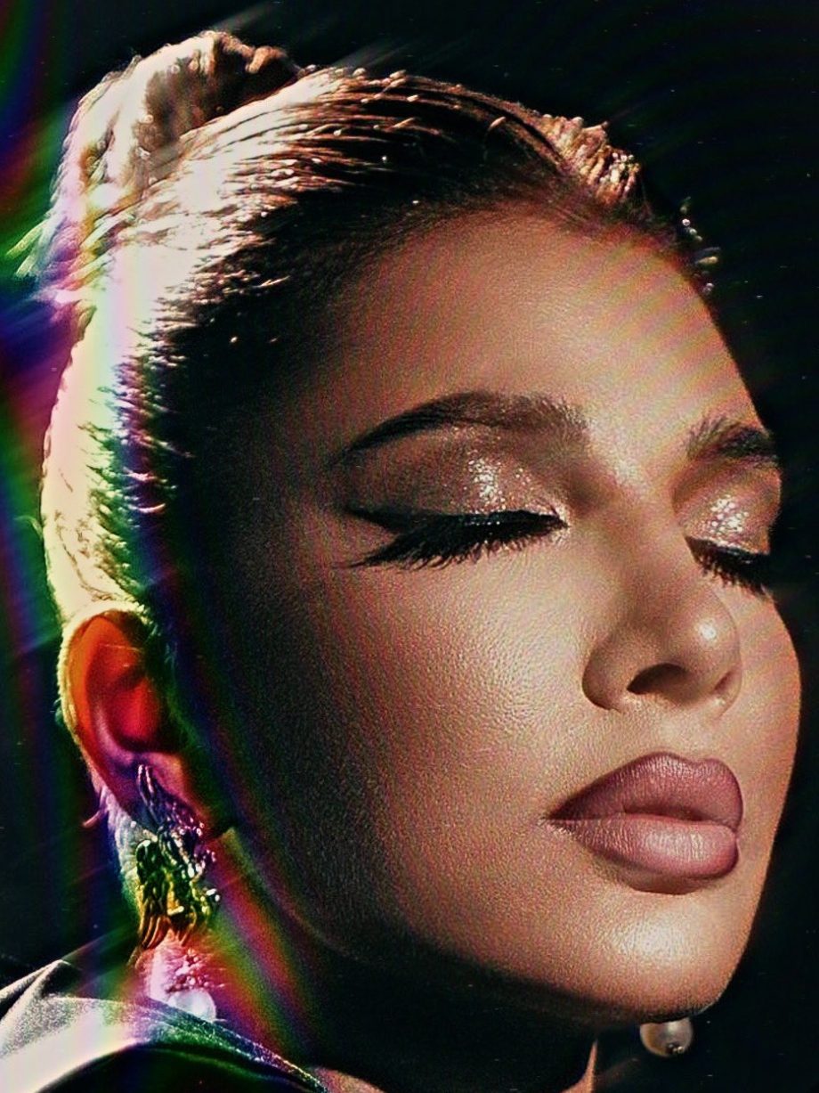 جاني جابو الهوا وجاني جاني ومعرفش ينساني 🖤 @sola @Sham Al-Zahabi  #ضريبه_البعد #ايقونة_الشرق #اصالة_نصري #اصالة #CapCut #اكسبلور #explore 