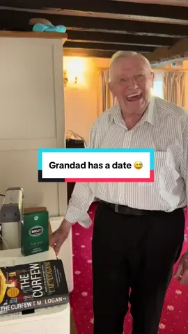 We think Grandad Joe has a date ☺️ #reallifeathome #grandadjoe #dadanddaughter 