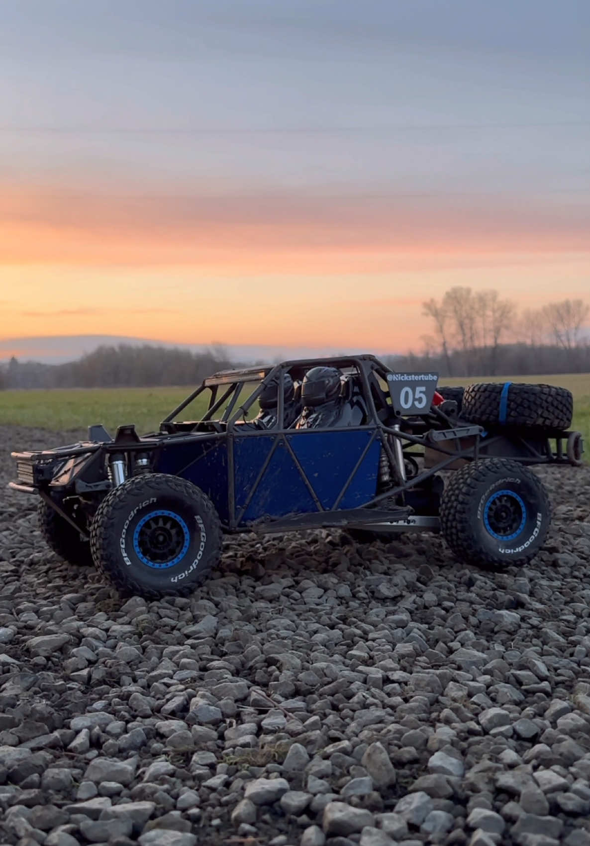 Majestic Sunset ☀️ #fyp #viral #trending #rc #rctoycar #rccars #traxxas #traxxasudr #traxxasudr6s #traxxasxmaxx #traxxasslash #traxxastrx4 #traxxastrx4m #axial #axialscx10iii #axialscx24 #trophytruck #prerunner #bajatruck #nickstertube 