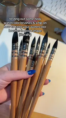 I got some @MEEDEN Art brushes to try out, and I wanted to share them with you really quickly cause when I received them I tested them and loved them first of all but also because they’re on a really big sale right now so if you want to grab them now is a good time. This set came with nine brushes and they are pointy, which is really nice for painting like house paintings because there’s areas where I want like a big wash of color but I also need to get in there and get really teeny tiny so to be able to do that with one brush saves me so much time I can’t wait to keep up playing around with these. This would be a great watercolor brush set for a beginner or someone who’s really experienced.