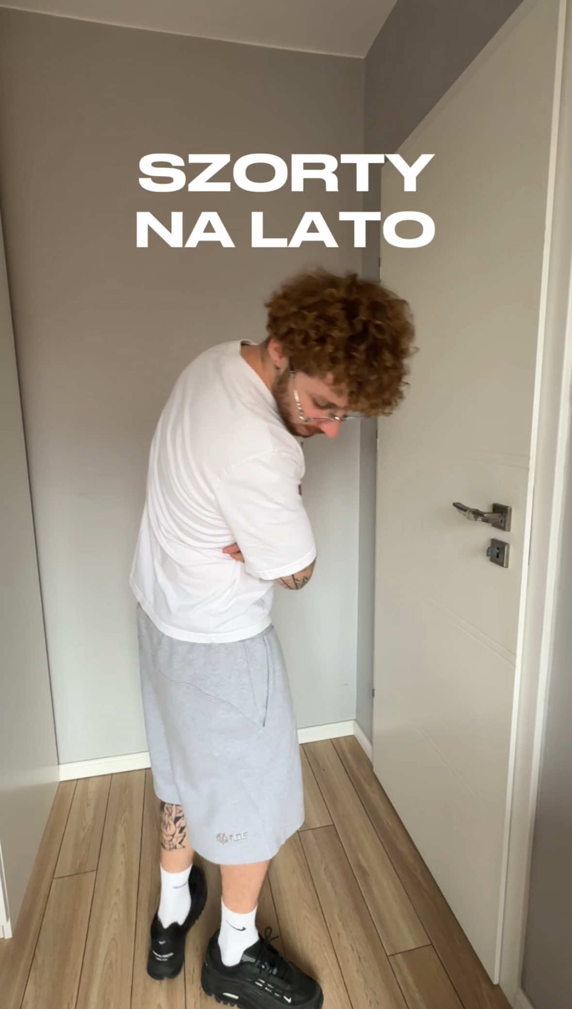 jak siedzą wam te szorciki?  #polishbrand #spodenki #jorts #baggy #streetwear 