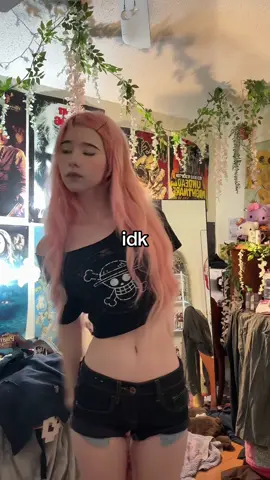 idk #foryou #foryoupage #fyp #pinkhair 