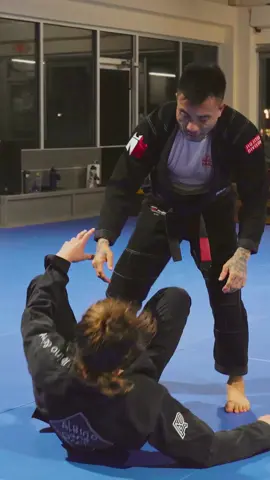 In my opinion, one of the hardest guards to pass is the spider lasso guard. Why? Because you’re essentially dealing with two layers of control at once. Your opponent is using both spider and lasso grips, which means you have to address one before you can even begin to deal with the other. The key is to stay patient, break the structure methodically, and stay one step ahead. Check out this breakdown to see how I approach passing this complex position #jiujitsu #bjj #bjjtips #martialarts #combatsports 