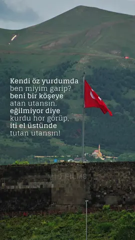 #şehit #şehitleeölmezvatanbölünmez #türkiye #türkiye🇹🇷 #midfilms #erzurum #kendiözyurdumdabenmiyimgarip #bayrak #türkbayrağı 