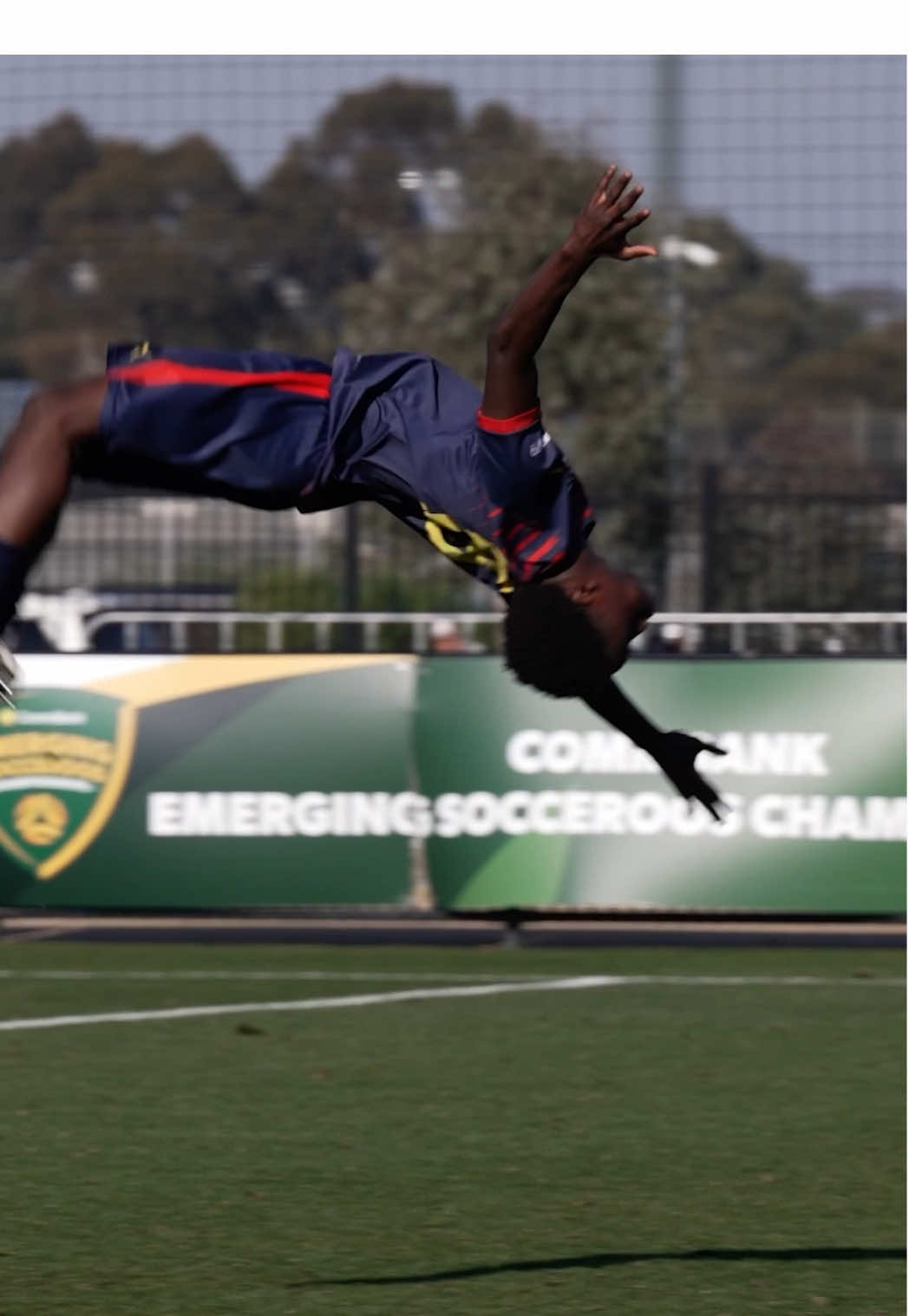 Celebrate like you’ve just scored a hat-trick 🎩⚽️🪄 @Football South Australia’s Amara Toure brings out the back flips 🤸‍♂️ 💻 Watch the CommBank Emerging Socceroos Championships on Kommunity TV #football #slowmo 
