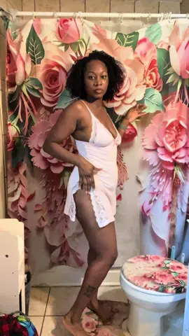 So stretchy, comfy, & sexy!!! She’s that girl for sure #SweetLifeOfHoneyB🍯🦋 #influencer #RoadTo25k #GiftGuide #spotlightfinds #TTSTakeover #TTSDelightNow #ContentCreator #SummerGlowUpBoostBeauty #TikTokShopCreatorPicks  #TikTokShopRestock #ThingsiDontRegretBuying  #CreatorInsights 