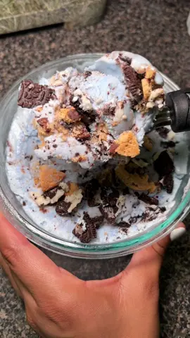 My new favorite ice cream😍 Cookie Monster ice cream 😋  Ingredients  1 cup heavy whipping cream  1 cup oat milk 2 tsp vanilla extract  1/4 cup sugar  1 scoop vanilla protein powder  Topping:    Chocolate chip cookies and Oreos  #homemade #icecream #bigback #monstericecream #cookiemonster #gains #chocolatechipcookies #oreos #healthyish #foryoupage #fyp #sweettooth 