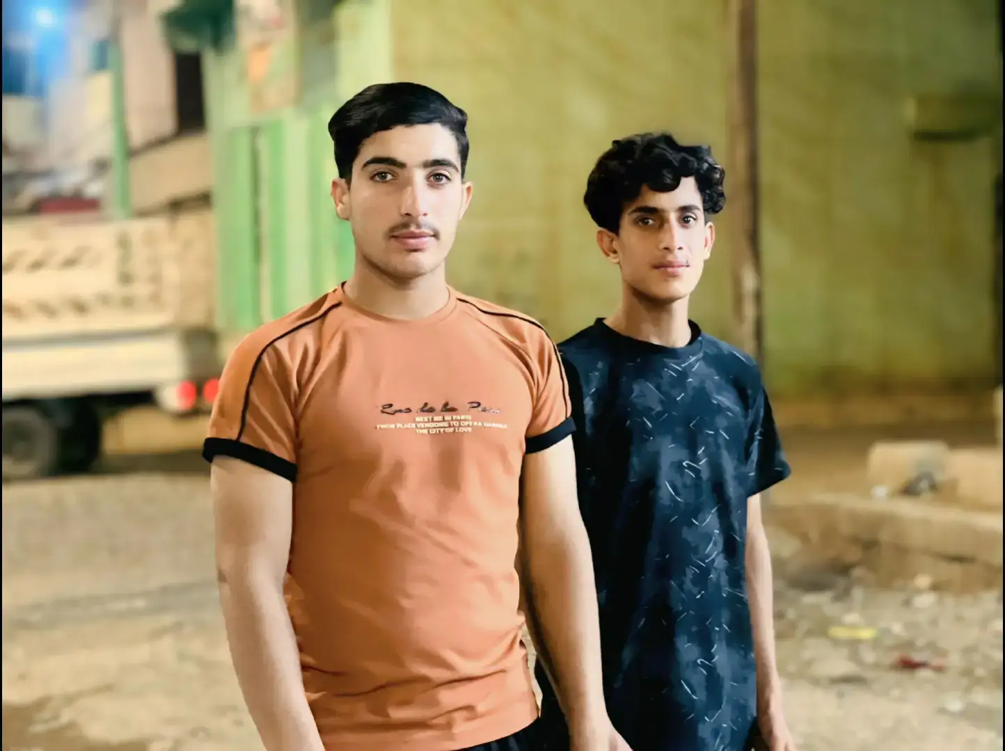 أُريـدگ…ربّـما تُـجيب هـذه الكلمة …عن تسـاؤلاتـگ…♥♥”أُريـدگ…ربّـما تُـجيب هـذه الكلمة …عن تسـاؤلاتـگ…♥♥”لا سلطـة لنـا على قلوبنـا هى تنبـض لمـن أرادت …!”آحًدهًمٌ يِحًآولّ آهًدآئيِ آلّسعآدة ولّآ يِعلّمٌ بـُ آنهً آجُمٌلّ هًدآيِآ آلّقدر ..❣️💔🤍❣️🫦🤝🏻