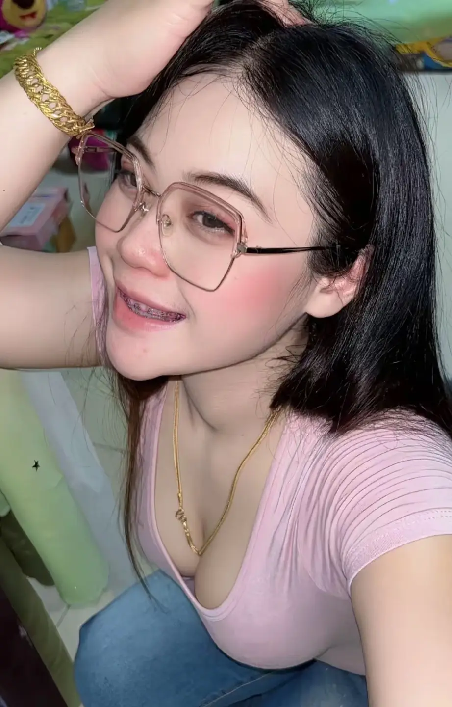 Cewe cantik geol pulen #cewekcantik #trend #fypage #cewekberdamage #pulen #fullbodyworkout #cewekpink #fyppppppppppppppppppppppp #cewekbugis #bodypositivity #follow #masukberandafyp #hyper #indoviral #