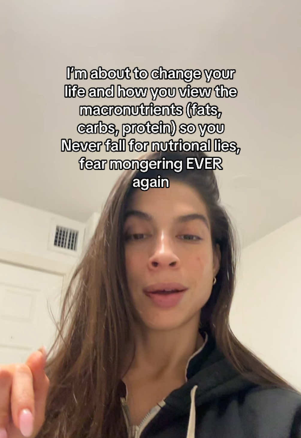 If you’be been fearmonger to avoid carbohydrates or fats under the premise that they make you Fat, then listen up to get some clarity. Watch the whole video to finally get some peace , clarity and make your health goals easier  Help me spread the truth so others can also be enlightened                         #nutritionistsoftiktok #carbsdontmakeyoufat #macronutrients #healthtok #evidencebased 