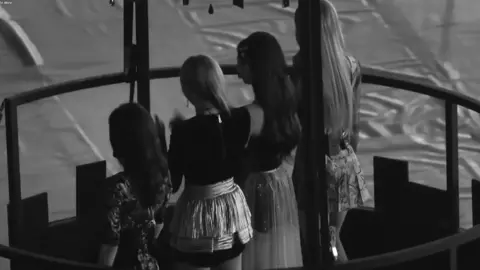 I don’t know if I want to go. #jenlisa #wlw #jenslliv 