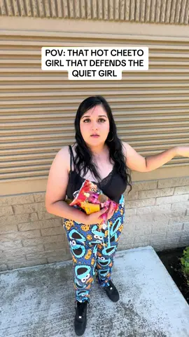 WHO ARE U ??!! #viral #fyp #merrmoney #comedian #hotcheetogirl #acting 