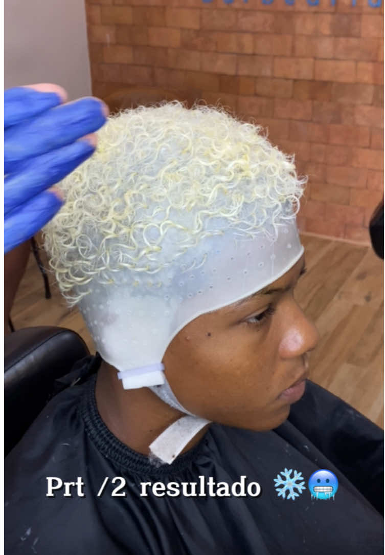 Pt2 Resultado❄️⛄️#luzes #luzesnocabelo #americano #taperfade #barbeiros #CapCut 