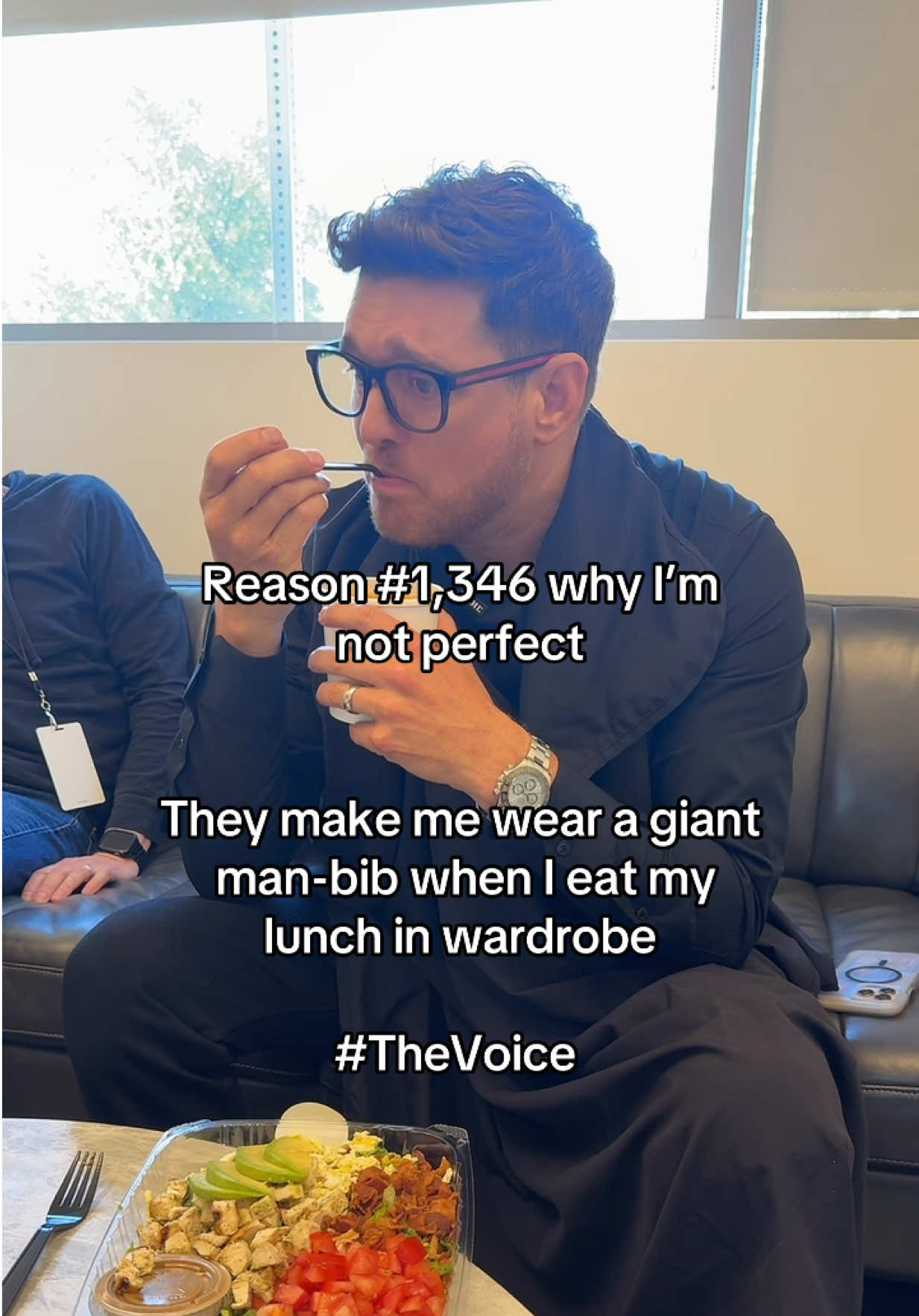 So happy to be back for season 28!!!! I love this crew and I love tortilla soup. 🥣 @NBC's The Voice #TheVoice 