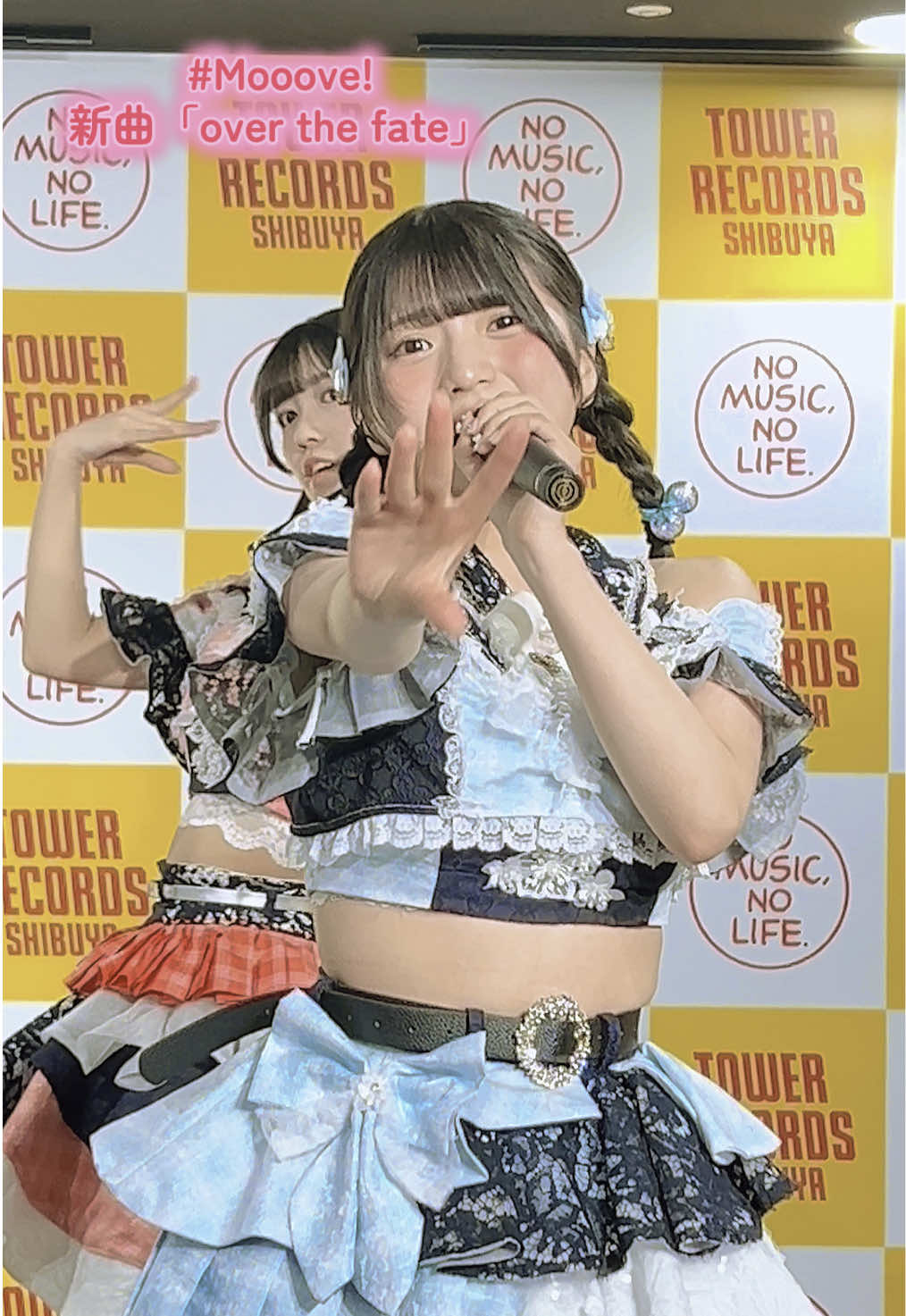 ひなのんの目線にドキッとしちゃう動画 #Mooove! リリイベ 姫野ひなのちゃん 推しカメラ #姫野ひなの  #リリイベ  #推しカメラ  @姫野ひなの☃️💙 @道産子姫野さん @#Mooove! @クラスのマドンナ 