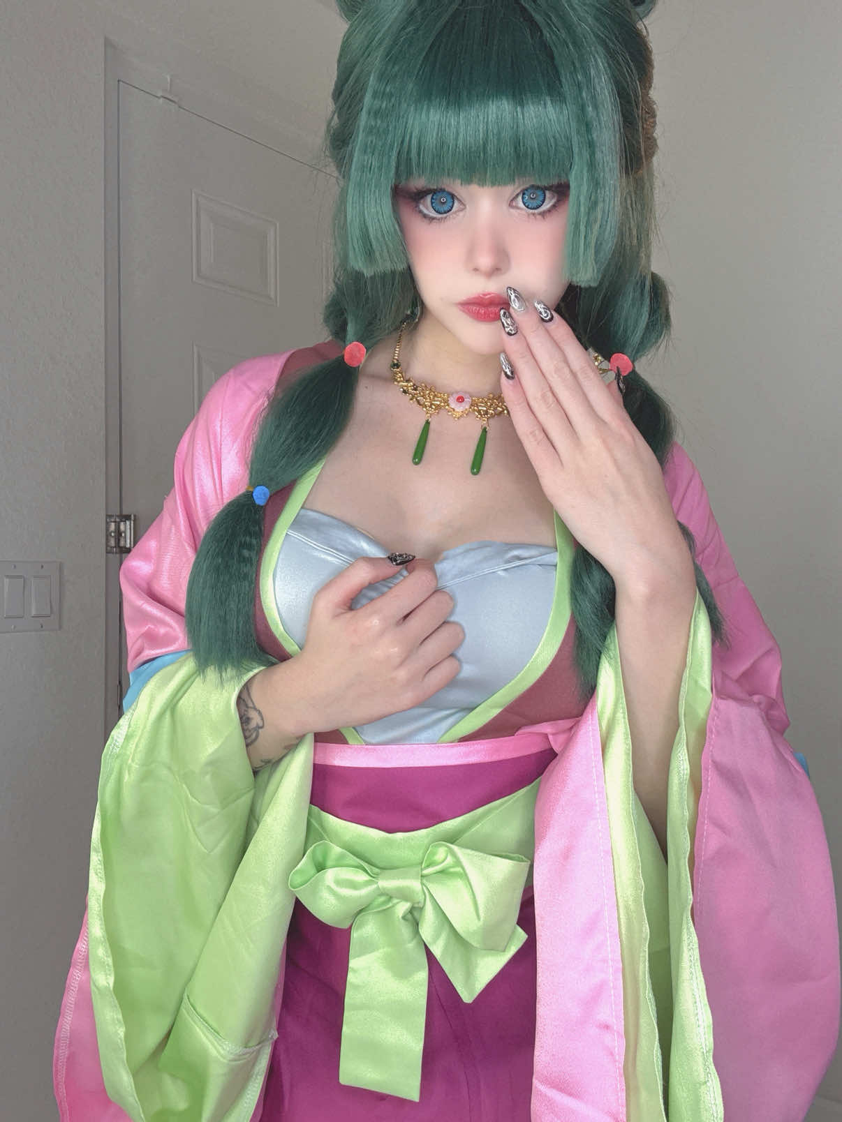 Cosplay maomao, Collaboration with @Yuzucat Cosplay , The suit is perfect, just look at it 😳🫣 Don’t forget to stop by and take a look at the store 🥰✌🏻 #maomao #maomaoxjinshi #maomaocosplay #maomaoheroesofpureheart #maomao #cosplay #cosplayer #cosplayers #theapothecarydiaries #theapothecarydiariesanime 