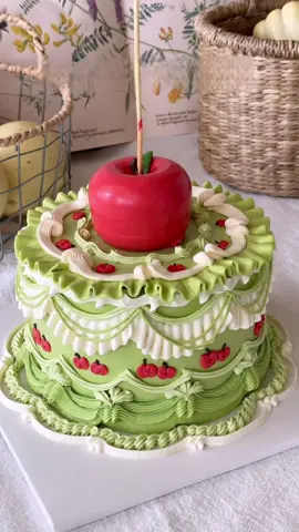Vintage red apple #fyp #cakedecoration #asmrvideo #caketutorial #vintagecake 