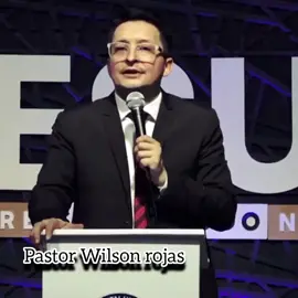 Si usted tiene a Dios, lo tiene TODO🤍✨. #soyipuc #unseñorunafeunbautismo #ipuc #jovenescristianos #videoviral #musicacristiana #plantillascapcut #mensajes #predicascristianas #pastorwilsonrojas 