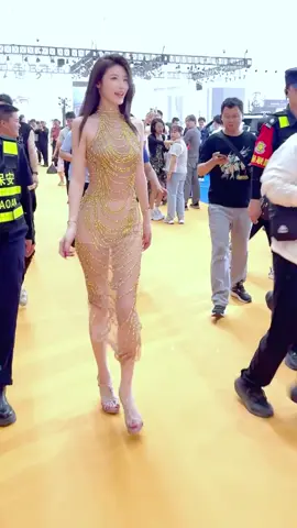 #XiaowusuRobot #Full aura #Youthful and beautiful car model 