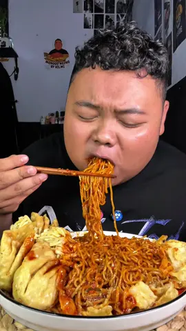 Mukbang Gacoan level 8 + Saos Samyang🔥🥵#monggonedhobyhilmi #mukbang #asmr #mukbangindonesia #gacoan #miegacoan #saossamyang #samyang #buldak #pedasnyanaiklevel #bikinngiler #asmreating #food #foodtiktok #serunyakuliner #makananviral #viral #viraltiktok #kulinerindonesia #fyp #foryou 