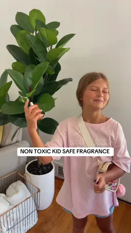 The cutest set and they smell sooo good!!!! #evereden #nontoxicbeauty #nontoxicfragrance #kidsfragrance #tweensbelike #dealsforyoudays 
