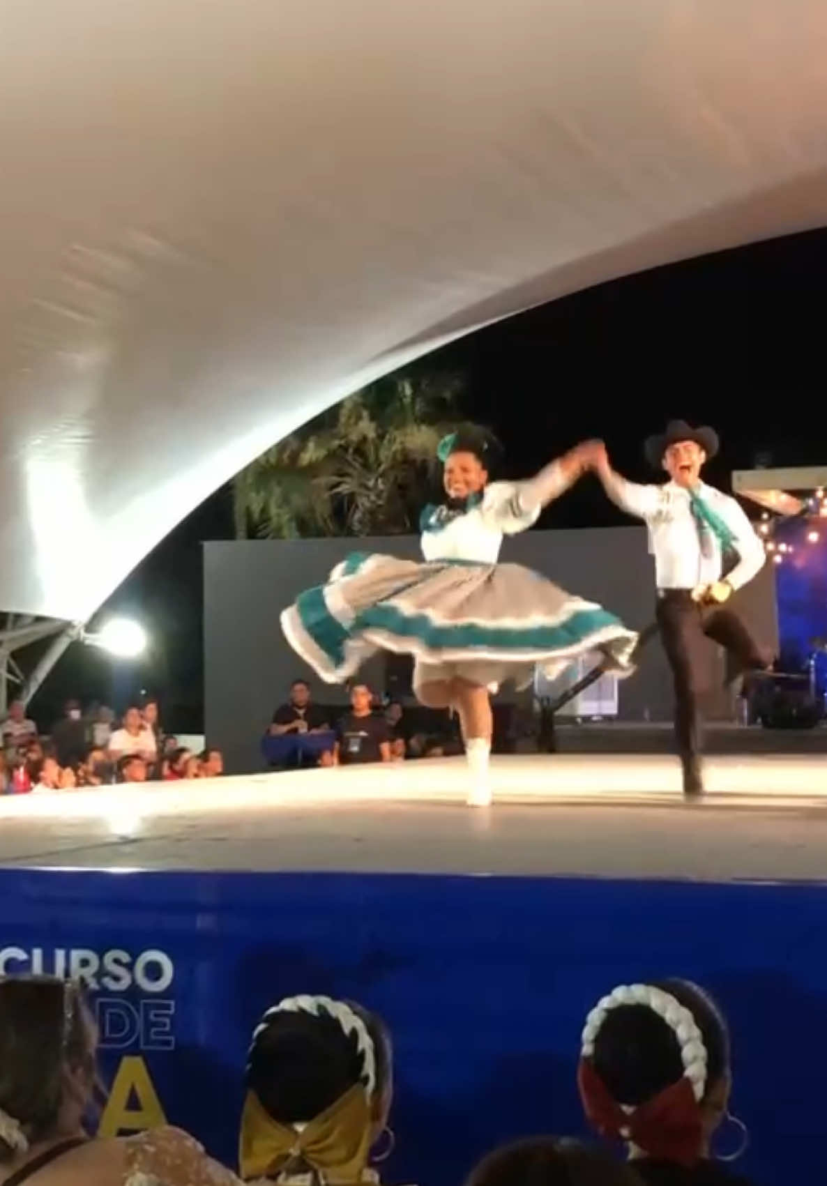 Recuerdo del 12avo Concurso Nacional De Polka de Ciudad Victoria, Tamaulipas. Fuisón Ballet Folklórico Yolotli y Ballet Folklórico Izcalli de Reynosa. #Polka #Tamaulipeca #Tamaulipeco #danza #mexicana #region @Galilea Espino #folklore #pasión #follow #followformorevideo #dace #dancer #Tamaulipas #bailarin #baile #México #norteño #norteños #competencia #tamaulipeco 