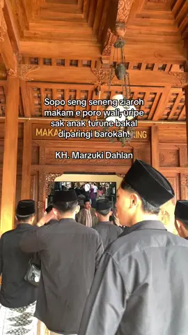 #fyp #ziarah #ziarahwali #gunungpring #pondokpesantren #santri #santrikerenn😎 #alfaalimasykur #foryou 