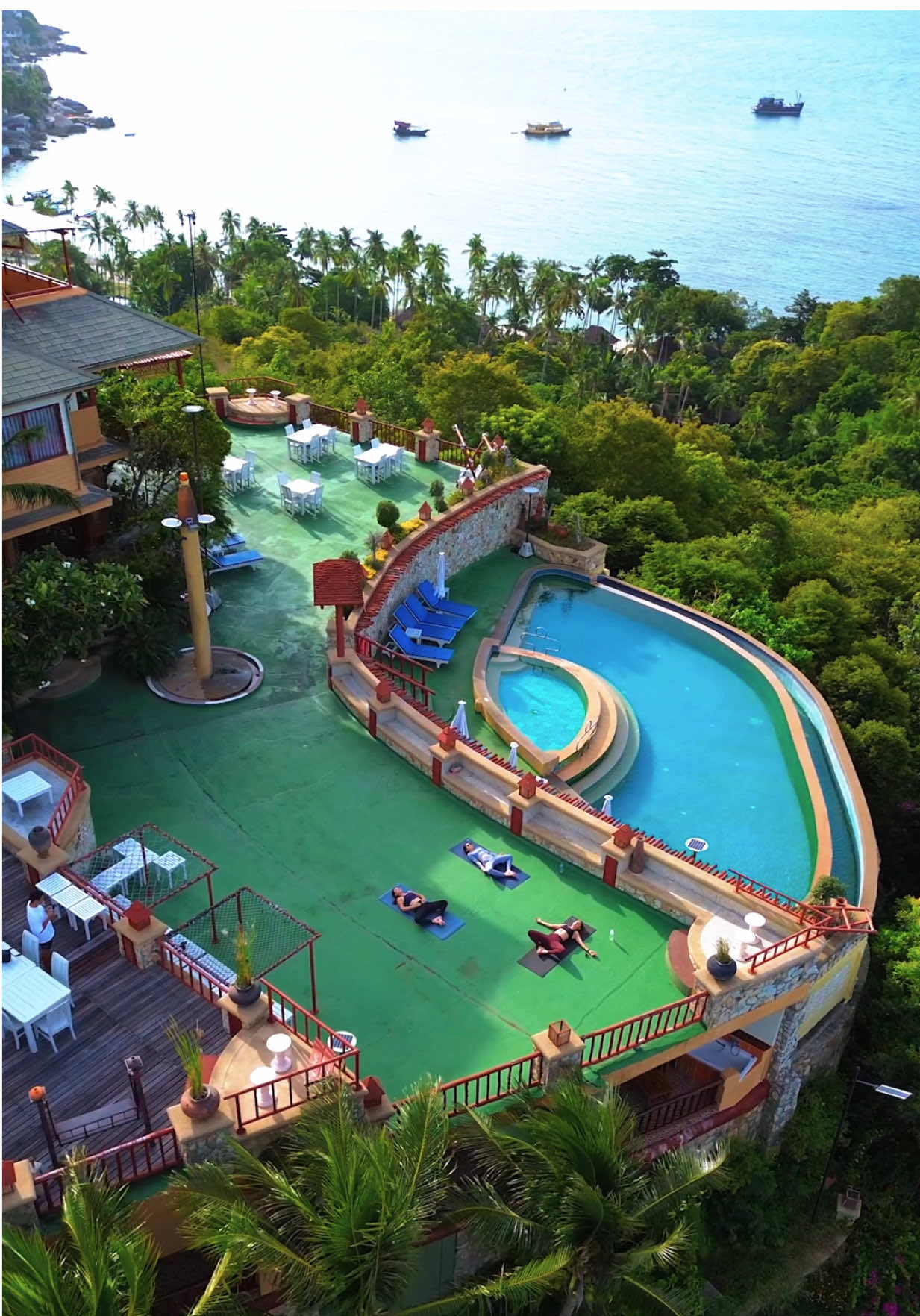 ☀️🧘🏻‍♀️ โยคะบนพาราไดซ์  เกาะเต่าพาราไดซ์รีสอร์ท 𝑹𝒆𝒔𝒕, 𝑹𝒆𝒍𝒂𝒙, 𝒂𝒏𝒅 𝑹𝒆𝒄𝒉𝒂𝒓𝒈𝒆 . #MorningYoga #RefreshYourMind #kohtao #kohtaoisland #kohtaoyoga #yoga #morningyoga #yogaclass #vinyasa #MorningYoga #mindbodysoul #โยคะ #โยคะเกาะเต่า #soundhealing #soundtherapy #เกาะเต่าสุราษฎร์ธานี #เกาะเต่า 