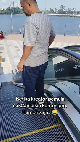 #escalator #viral #johorbahru #johor #malaysia #jalanjalan #holiday #aceh #fyp 