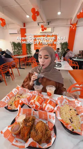 Ayam goreng saudi no 1 harga mulai 20 ribuan  #kulinersurabaya #kulinersurabayamurah #jelajahkuliner #serunyakuliner #ayamgoreng #ayamcrispy #almazfriedchicken #creatorsearchinsights #rekomendasianisfit #anisfit #fakesituation⚠️ 