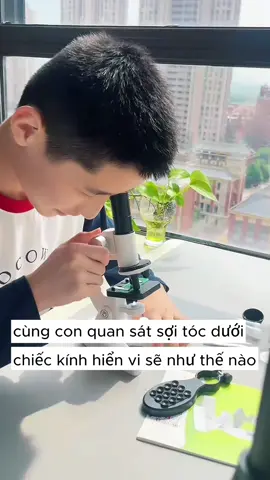 Chiếc kính hiển vi giáo dục bé nào cũng nên có 1 chiếc #xuhuong #kinhhienvi #dochoithongminh #dochoichobe 