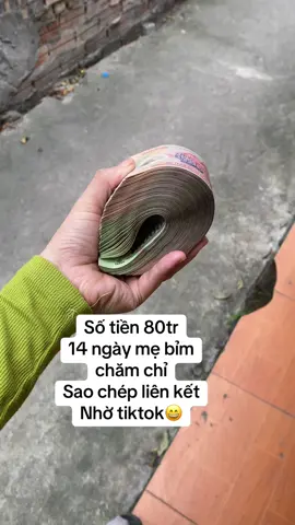 Có Mom nào nhận làm  tiếp thị liên kết quần áo ko?  Tháng đầu 12tr Không cần chốt đơn Có mẫu sẵn #LearnOnTikTok #tiepthilienket #tiepthilienkettikokshop #xuhuongtiktok #xuhuong #mebimsua #vieclamsaophuongbac 