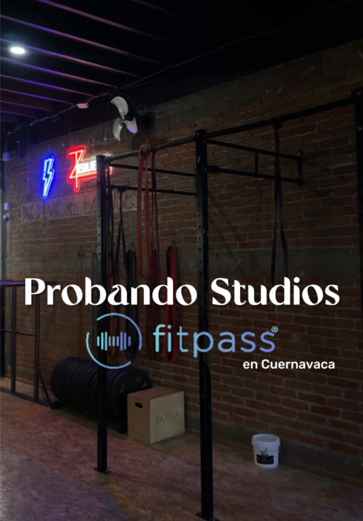 Dia 4 en fitpass: Resilience fitness ft. Coach Samir (fullbody basicos) #resilience #studiofitness #gimnasio #gym #motivacion #funcional #calistenia #calisteniamotivacion #fyp #review #fitpass #cuernavaca #morelos #cardio 
