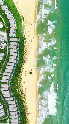 Vì sao nơi này làm tôi say đắm đến vậy? ——————————————— 🌊VINPEARL WONDERWORLD  PHÚ QUỐC - THIÊN ĐƯỜNG NGHỈ DƯỠNG DIỆU KỲ 📍 Địa chỉ: Bãi Dài, xã Gành Dầu, Phú Quốc 🌐 Website: vinpearl.com/hotels/vinpearl-wonderworld-phu-quoc  📞 Hotline: 02973 550 550 (#2) 📧 Email: res.vpdswwpq@vinpearl.com #Vinpearl #GreenCreator #WonderSummer2025 #Dulich #PhuQuoc #VinpearlWonderworldPhuQuoc #VinpearlGolf  #VinWonders #vpwwpq 