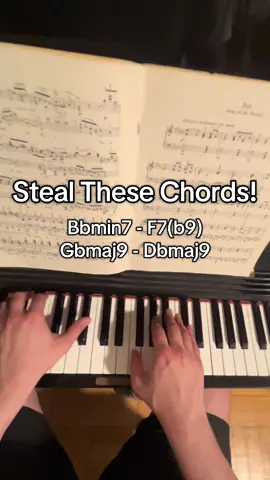 Very emotionally resonant one #chords #piano #pianochordsguide #chordvoicings #pianochords #neosoulpiano #pianolesson #chordprogression #neosoul #stealthesechords #chillpiano 