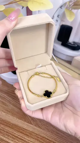 Vòng tay titan siêu bền, siêu sang dành cho các nàng đây nhaaaa #tiktoktrangsuc #ClassyGirljewellery #fyp #xuhuong 